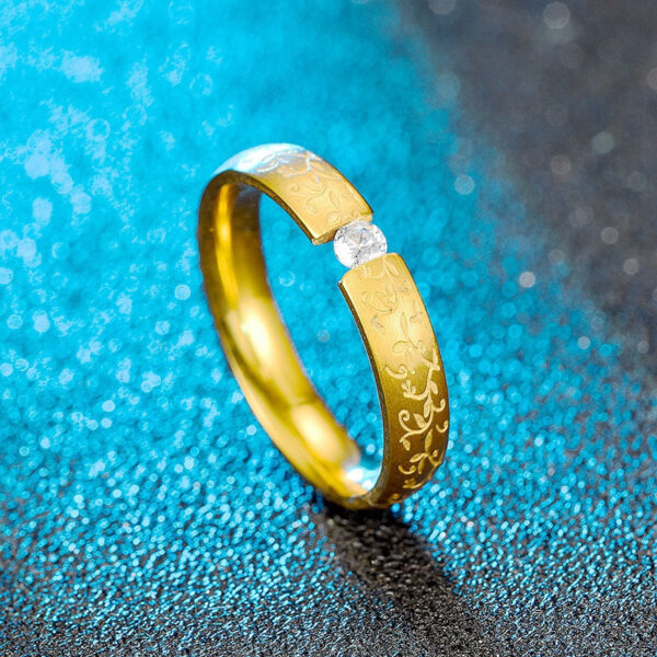 Anillo Genevieve Queen